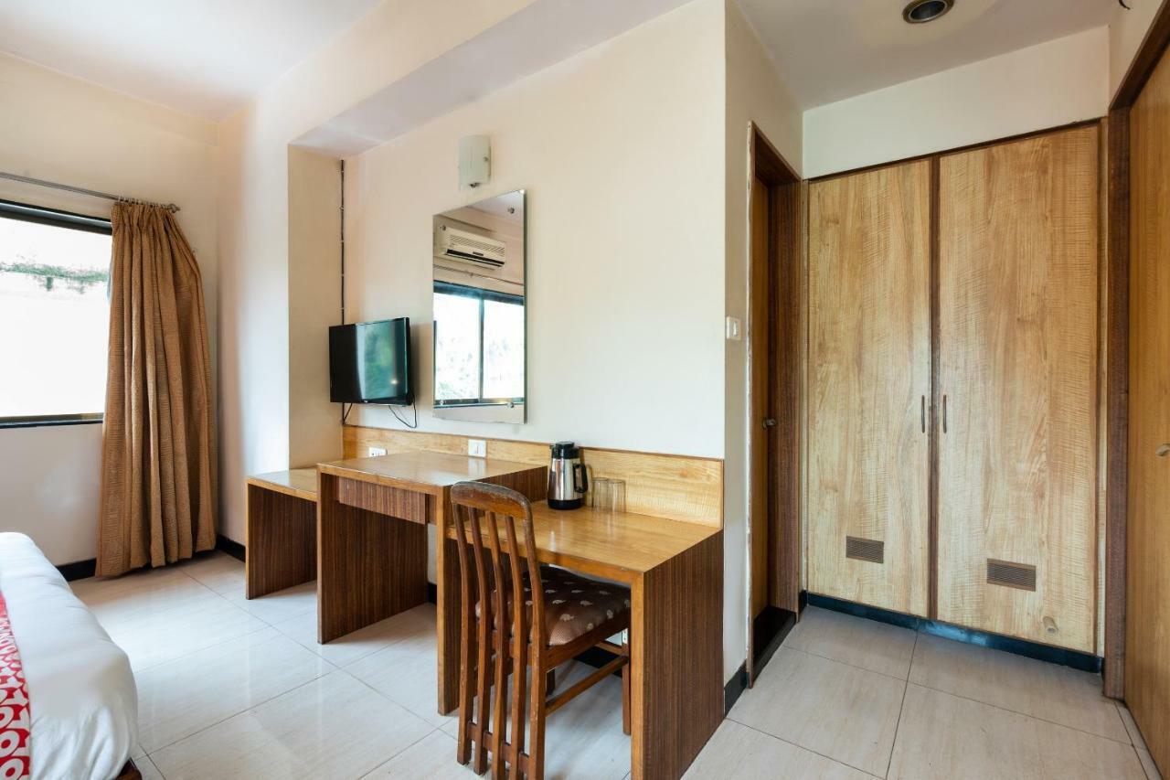 Oyo 44695 Hotel Mango Sawantwadi Екстер'єр фото
