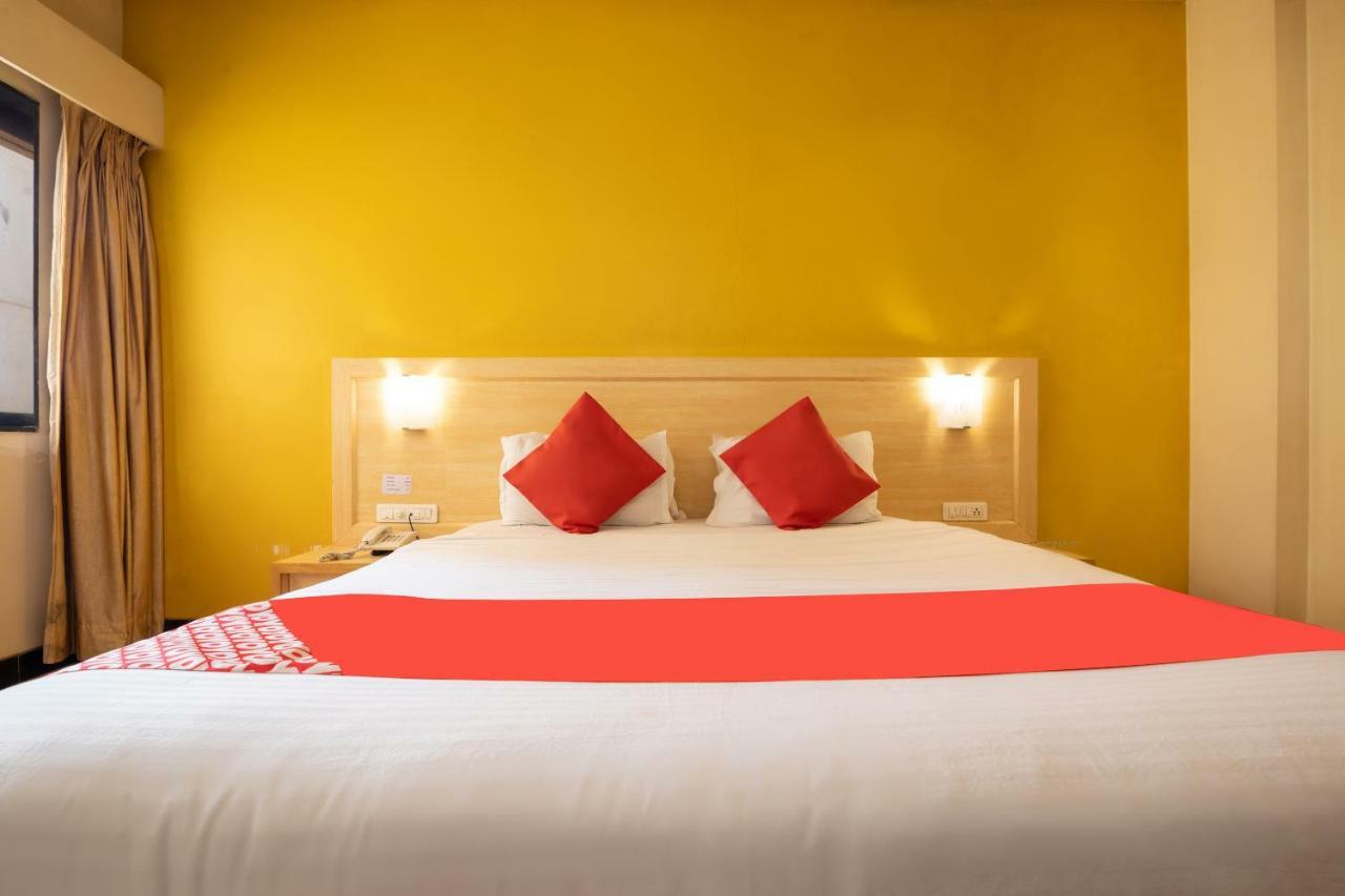 Oyo 44695 Hotel Mango Sawantwadi Екстер'єр фото