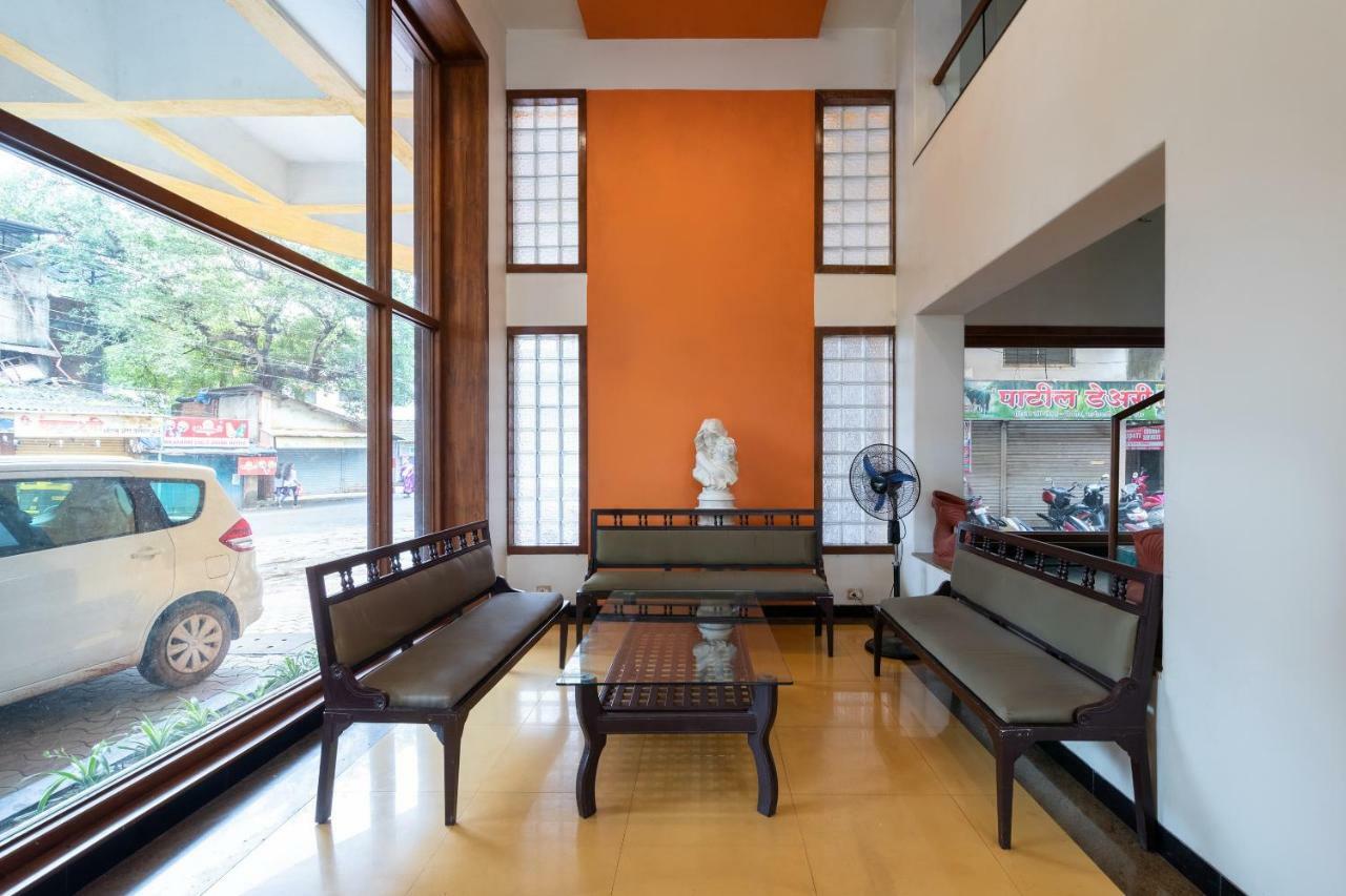 Oyo 44695 Hotel Mango Sawantwadi Екстер'єр фото