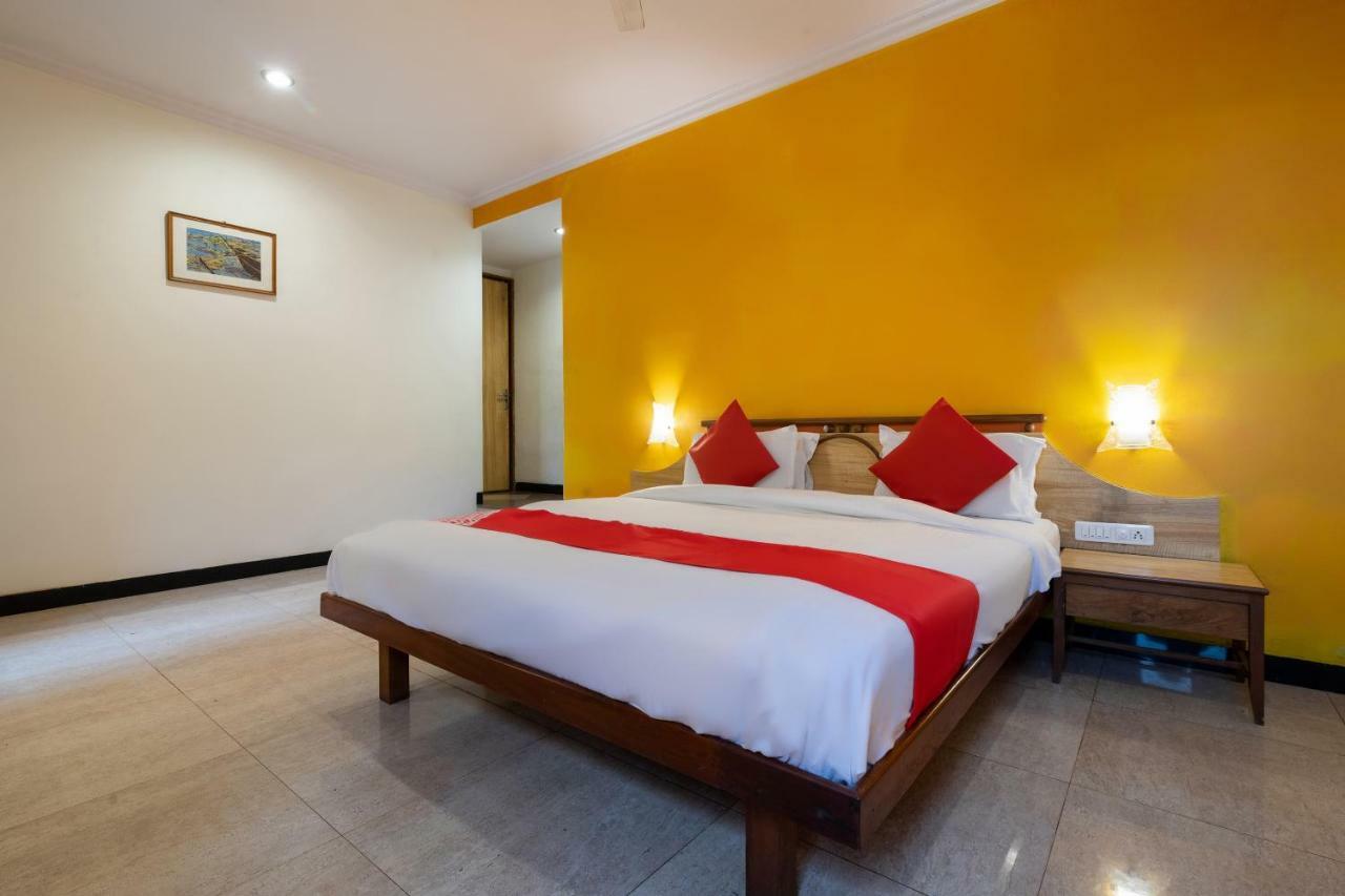 Oyo 44695 Hotel Mango Sawantwadi Екстер'єр фото